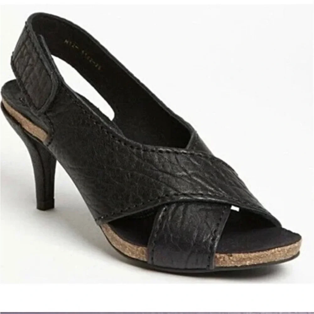 Pedro Garcia Maggie Pebbled Leather Peep Toe Slingback Heels size 40 10